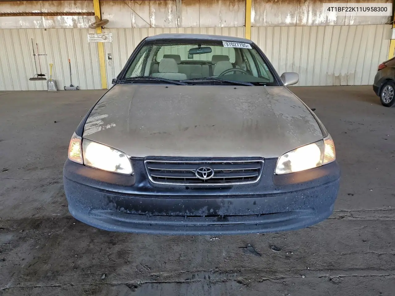 4T1BF22K11U958300 2001 Toyota Camry Le