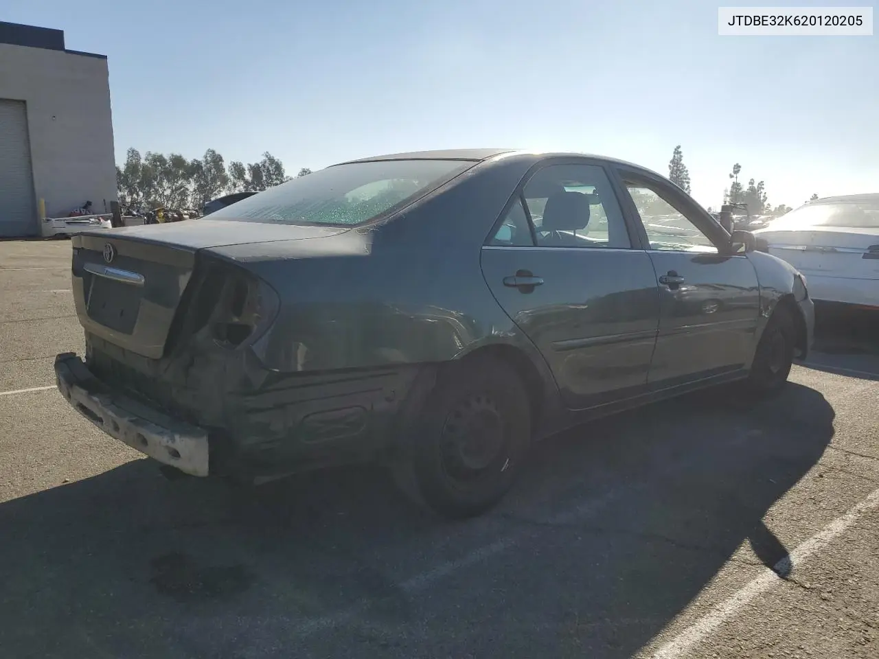 JTDBE32K620120205 2002 Toyota Camry Le