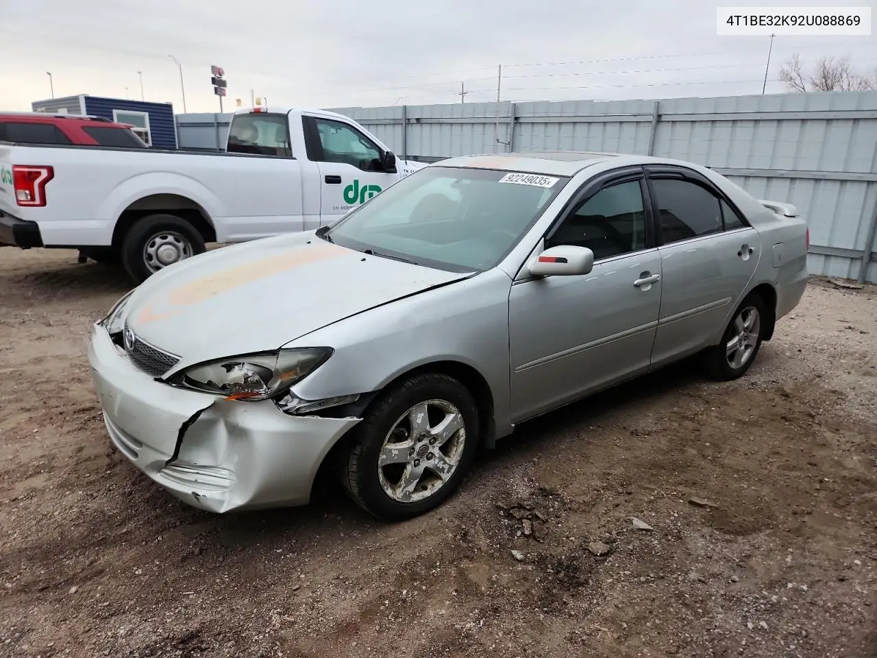 4T1BE32K92U088869 2002 Toyota Camry Le