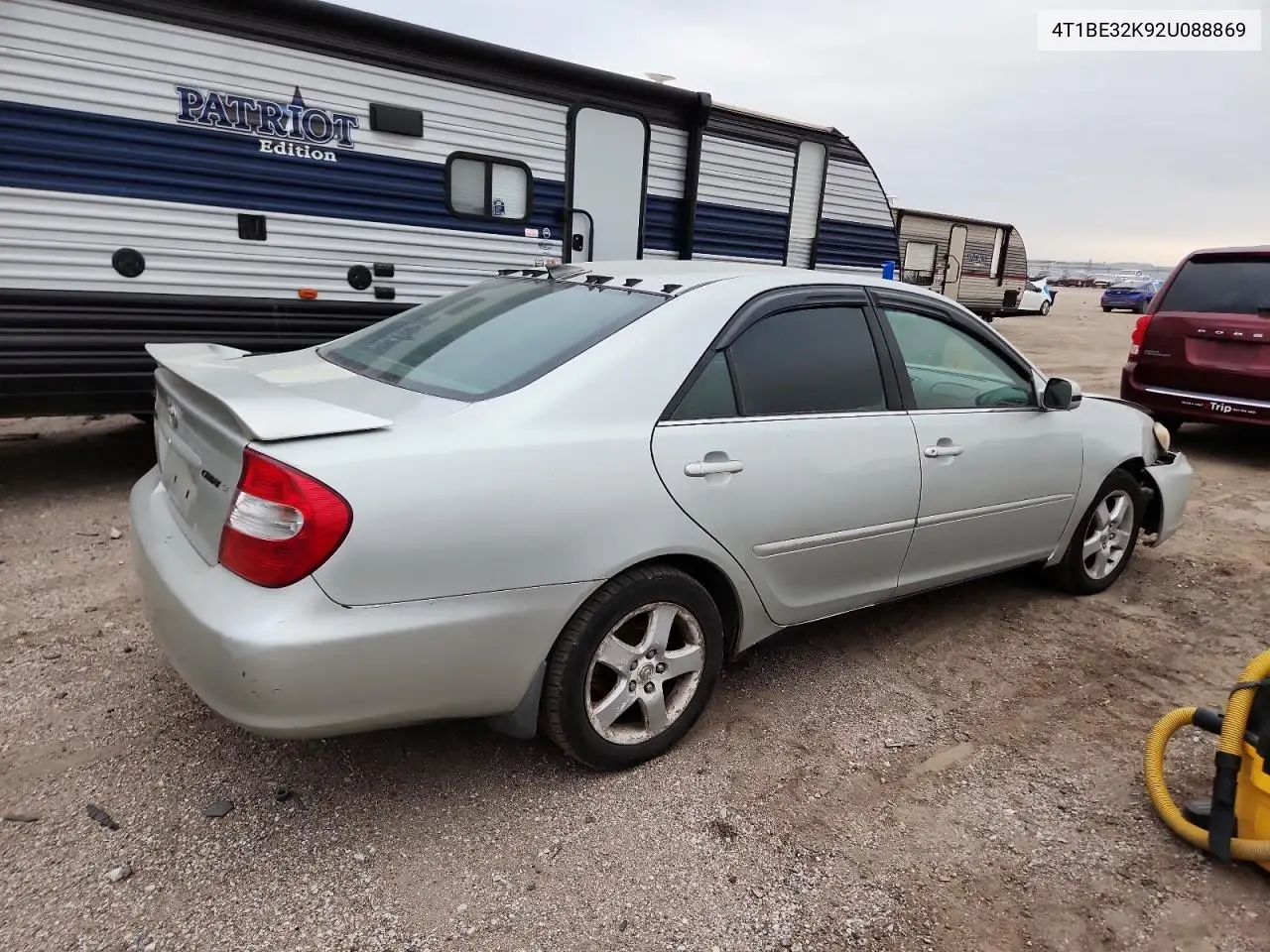 4T1BE32K92U088869 2002 Toyota Camry Le
