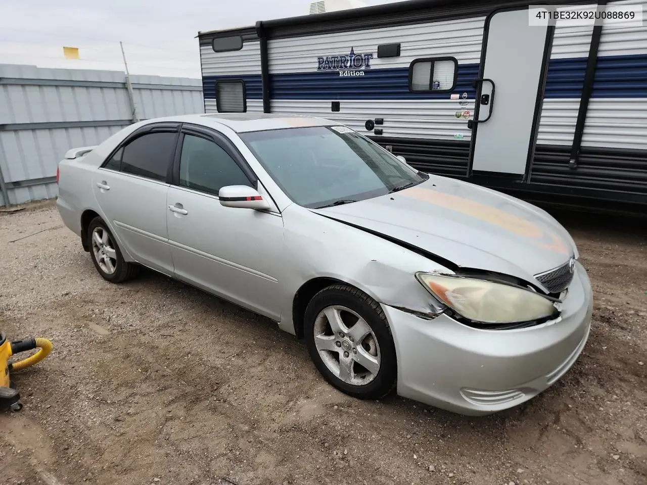 4T1BE32K92U088869 2002 Toyota Camry Le