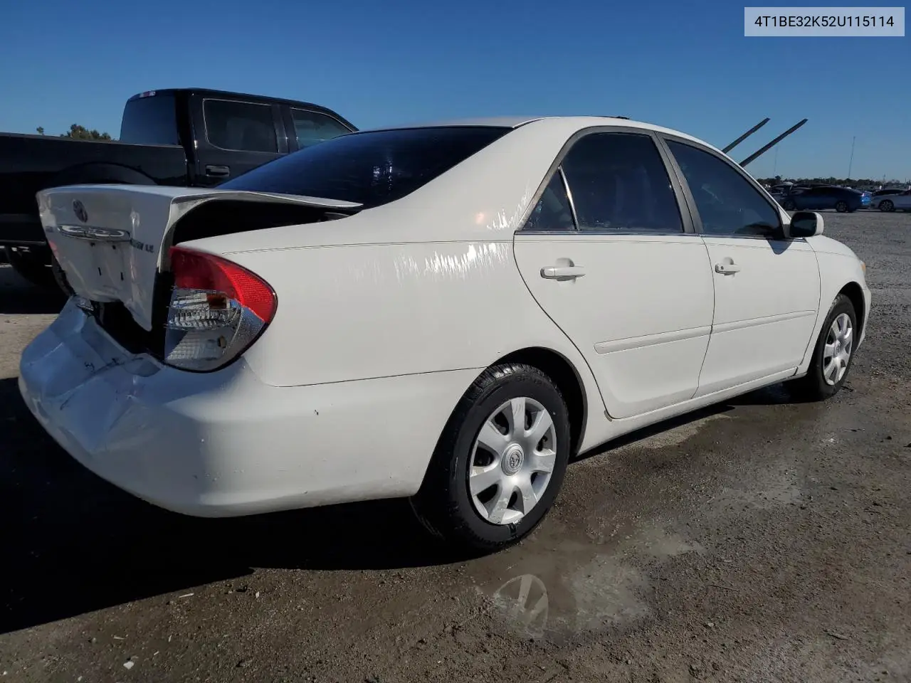 4T1BE32K52U115114 2002 Toyota Camry Le