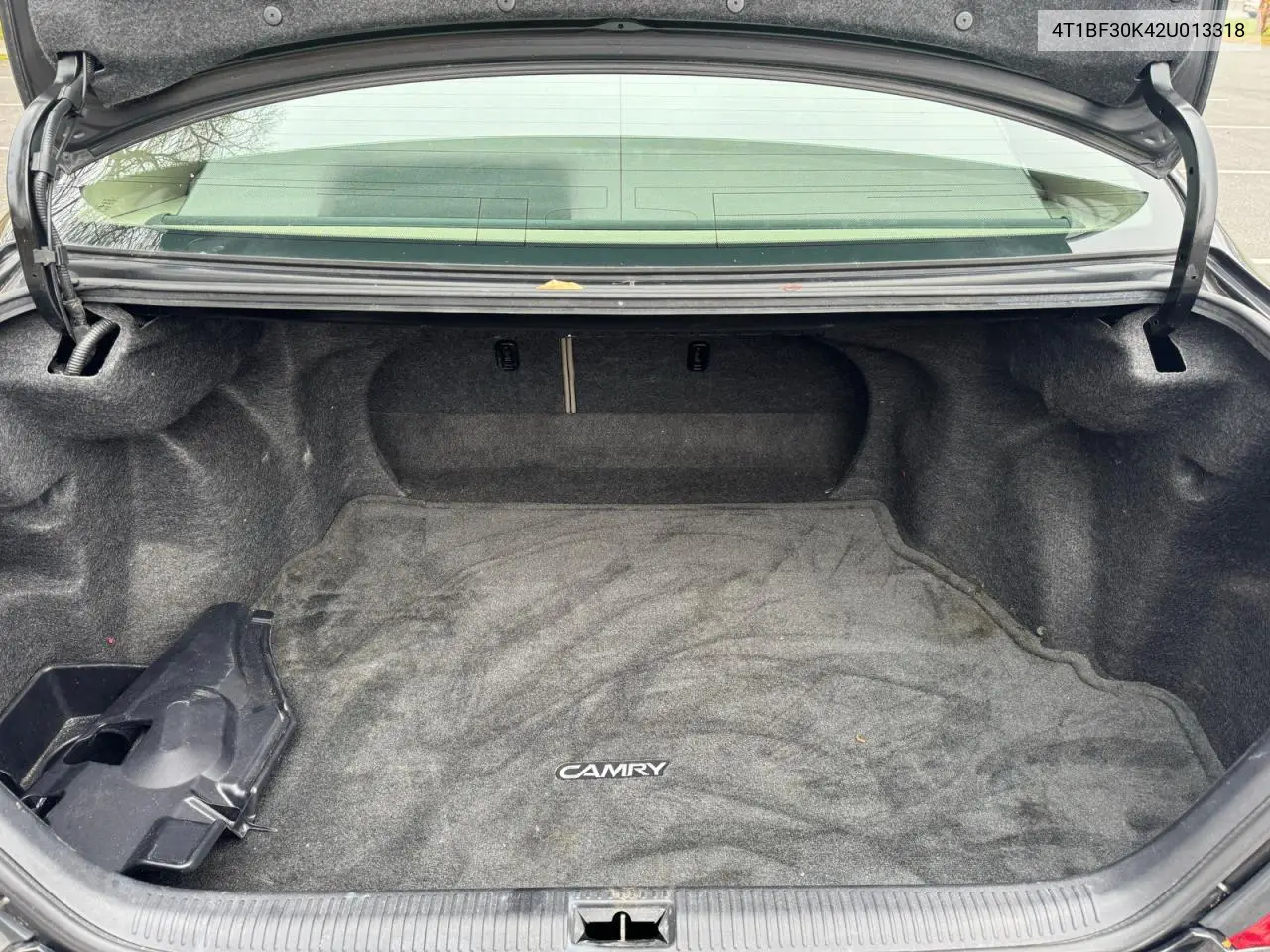 4T1BF30K42U013318 2002 Toyota Camry Le