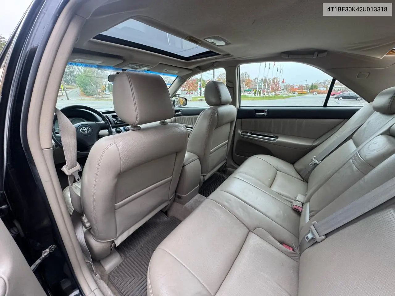 4T1BF30K42U013318 2002 Toyota Camry Le