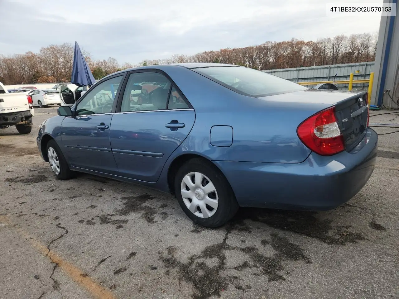 4T1BE32KX2U570153 2002 Toyota Camry Le