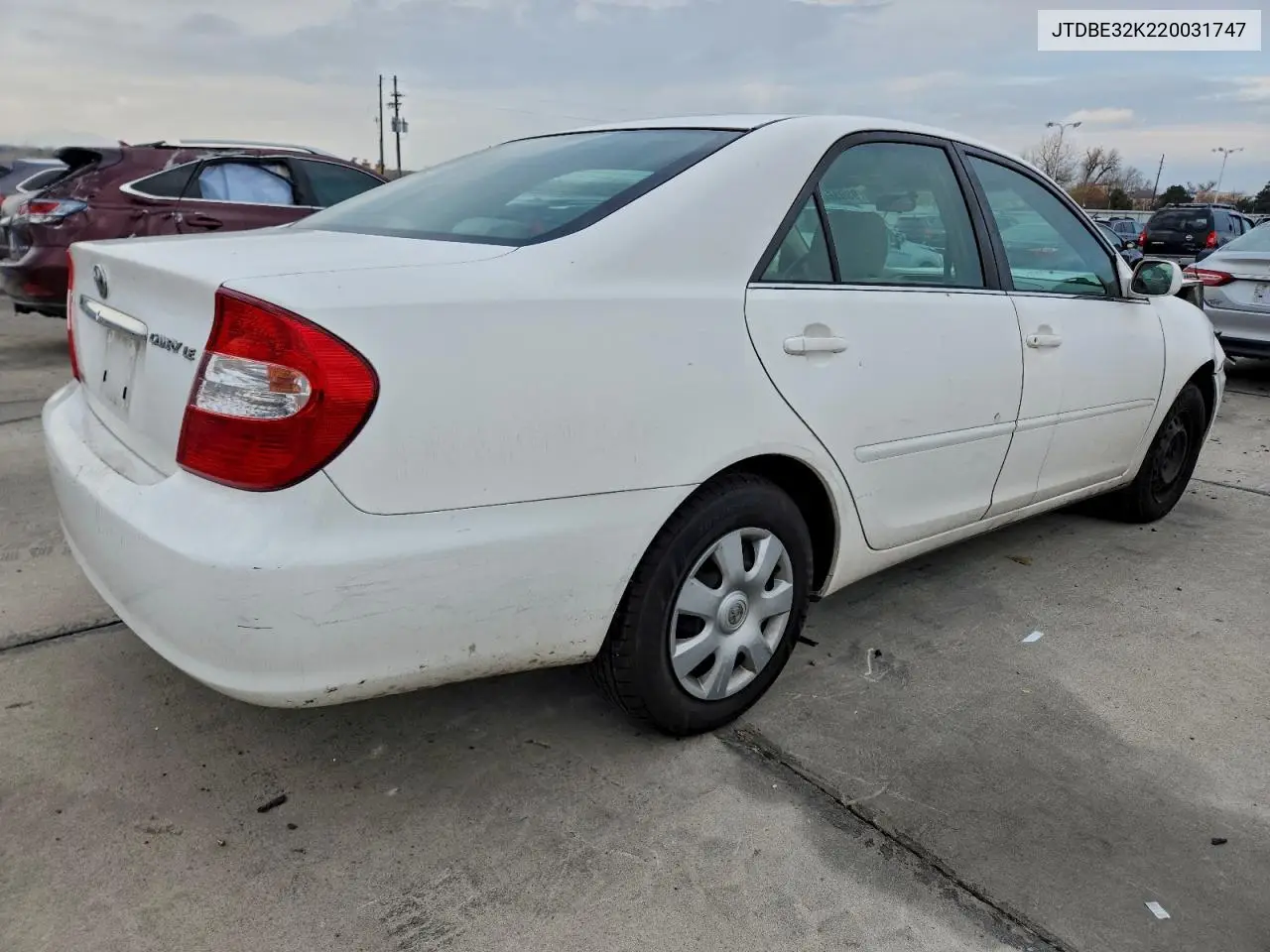 JTDBE32K220031747 2002 Toyota Camry Le