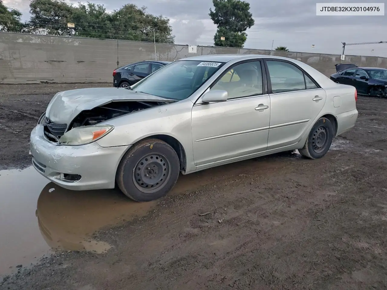 JTDBE32KX20104976 2002 Toyota Camry Le