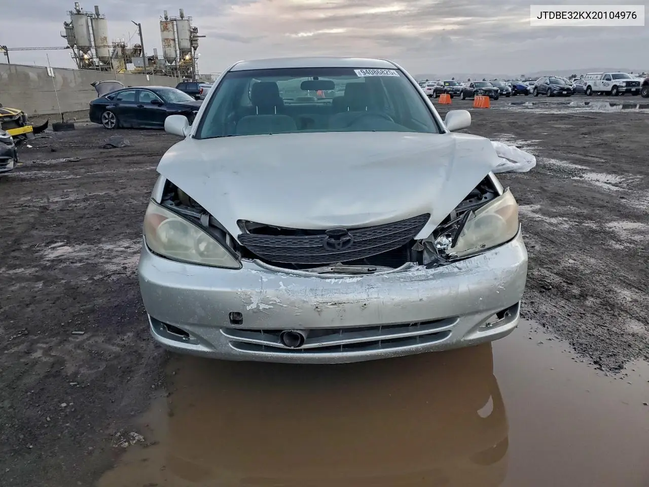 JTDBE32KX20104976 2002 Toyota Camry Le