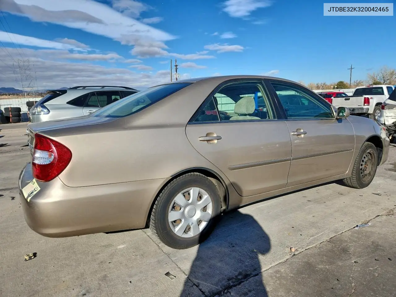 JTDBE32K320042465 2002 Toyota Camry Le