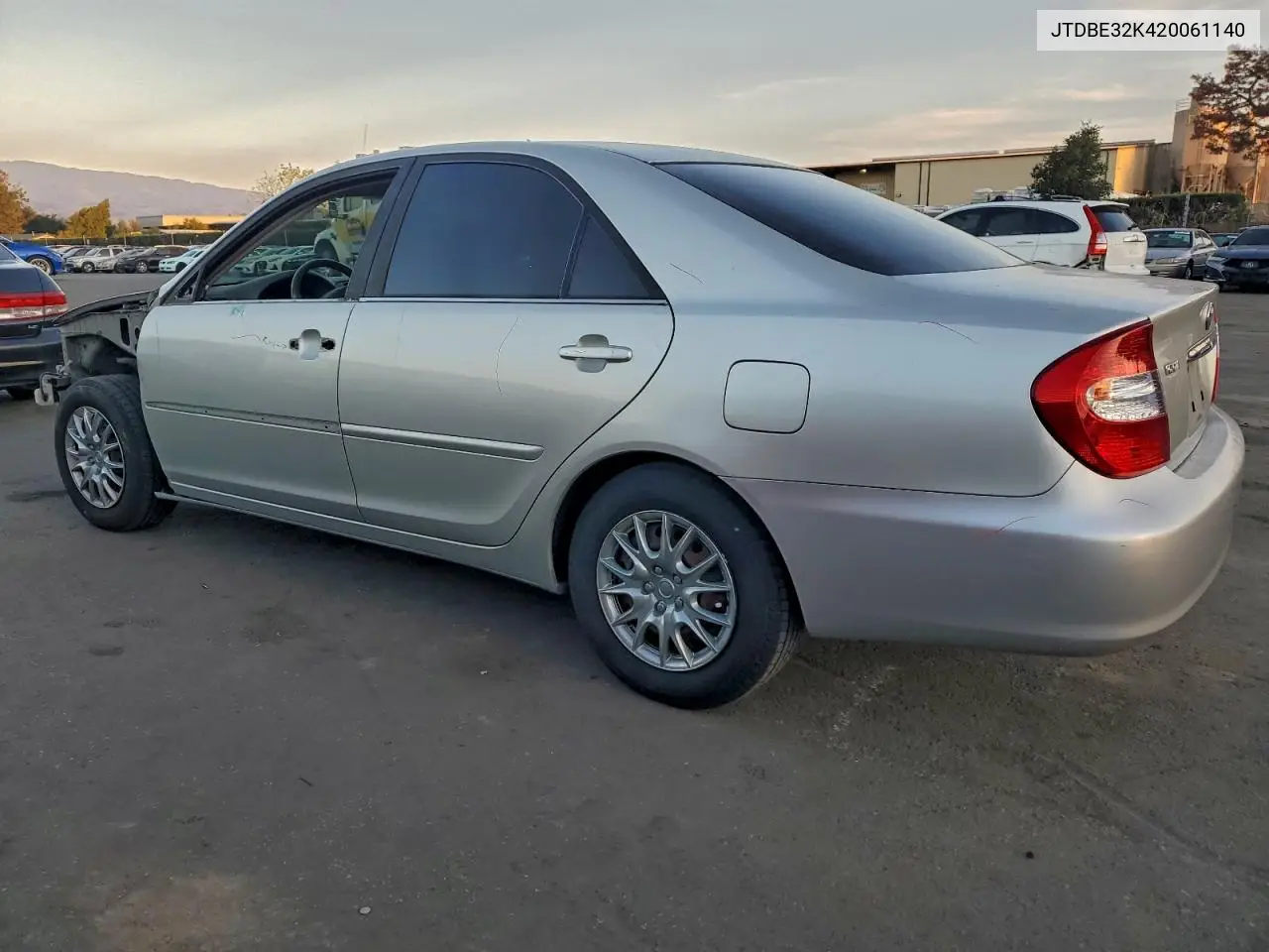 JTDBE32K420061140 2002 Toyota Camry Le