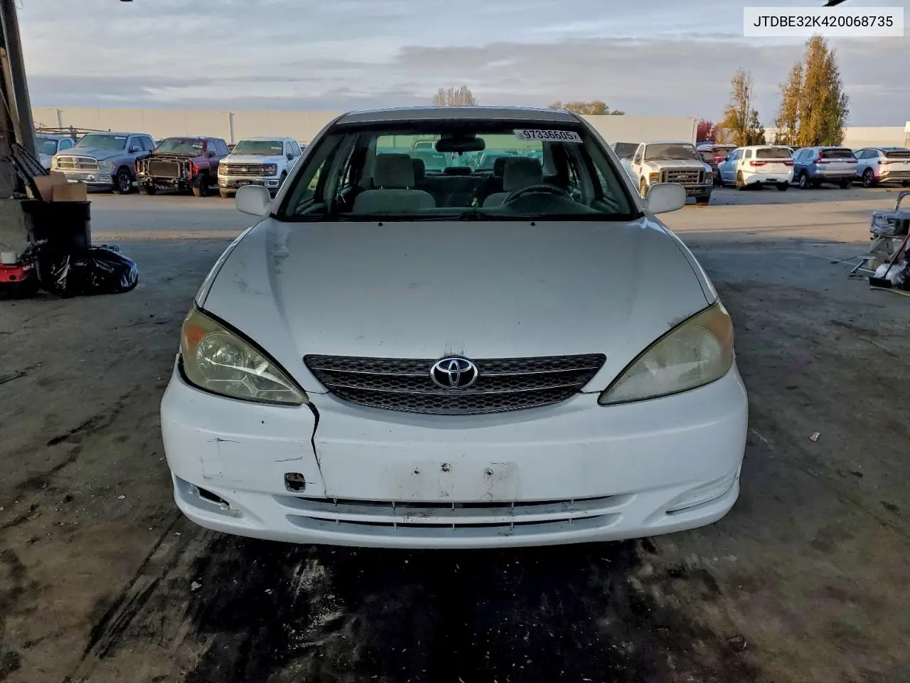 JTDBE32K420068735 2002 Toyota Camry Le