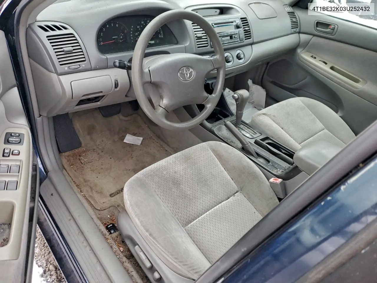 4T1BE32K03U252432 2003 Toyota Camry Le
