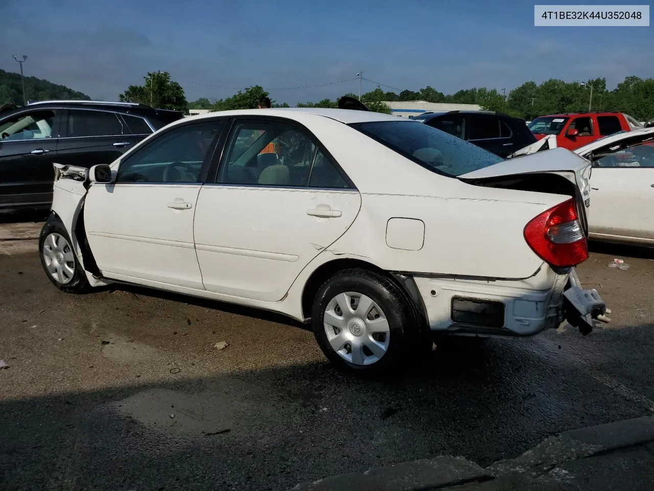 4T1BE32K44U352048 2004 Toyota Camry Le