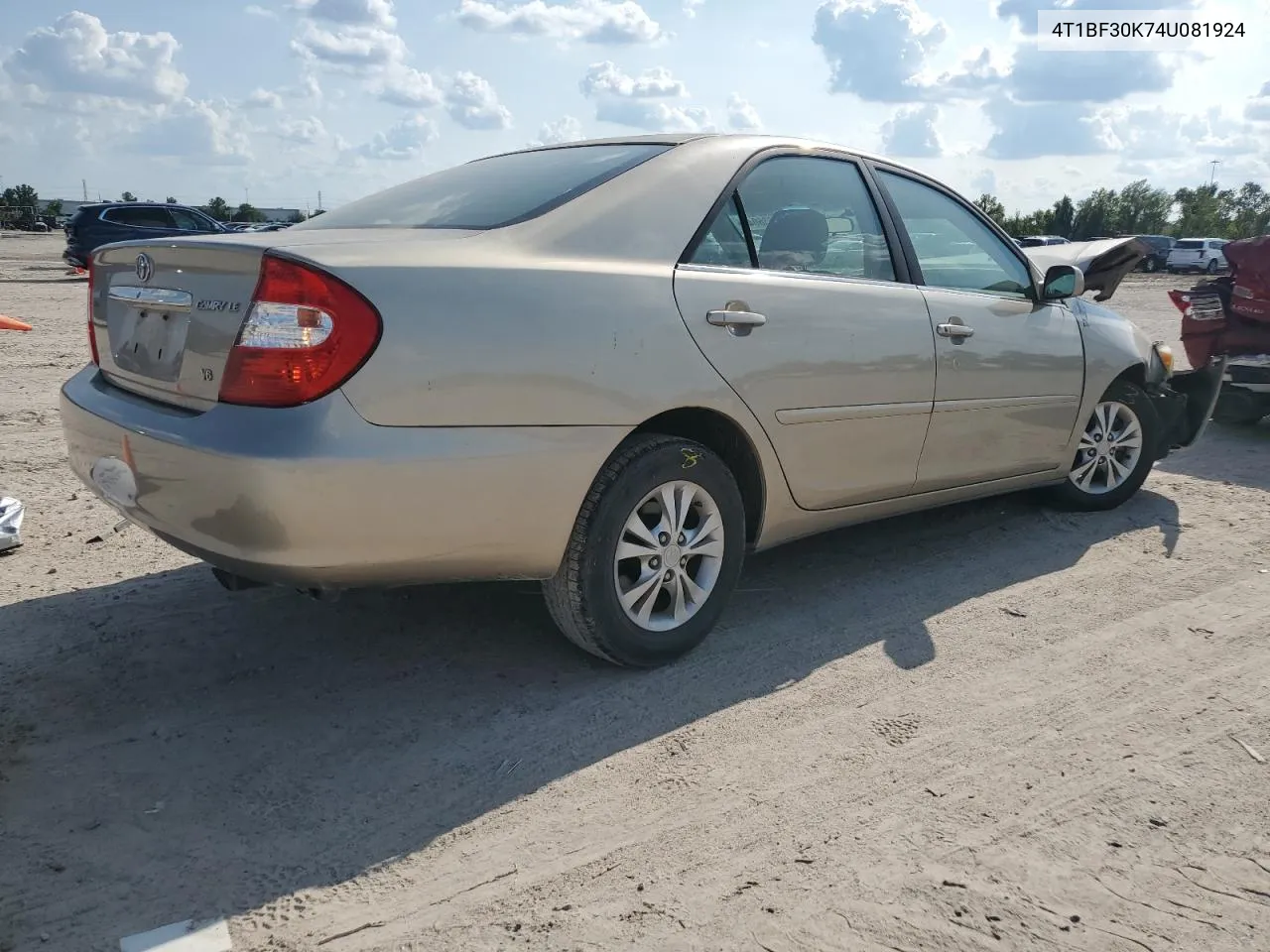 4T1BF30K74U081924 2004 Toyota Camry Le