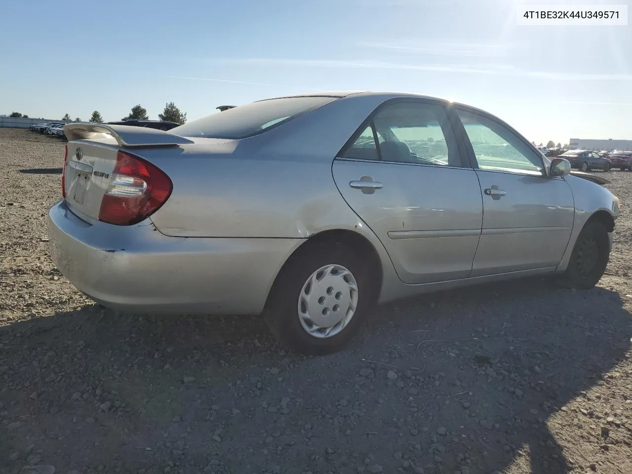 4T1BE32K44U349571 2004 Toyota Camry Le