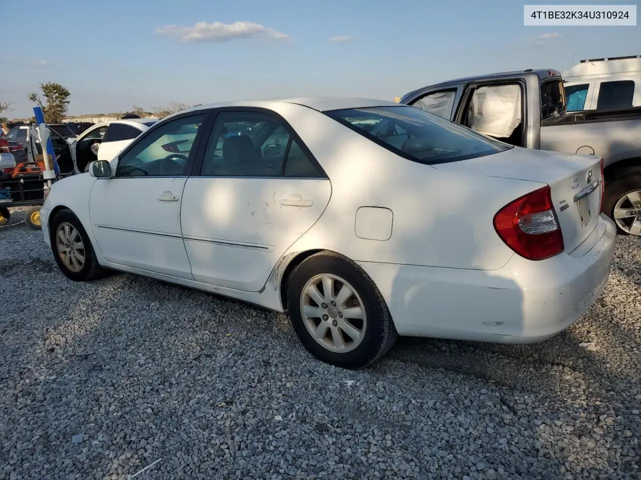 4T1BE32K34U310924 2004 Toyota Camry Le