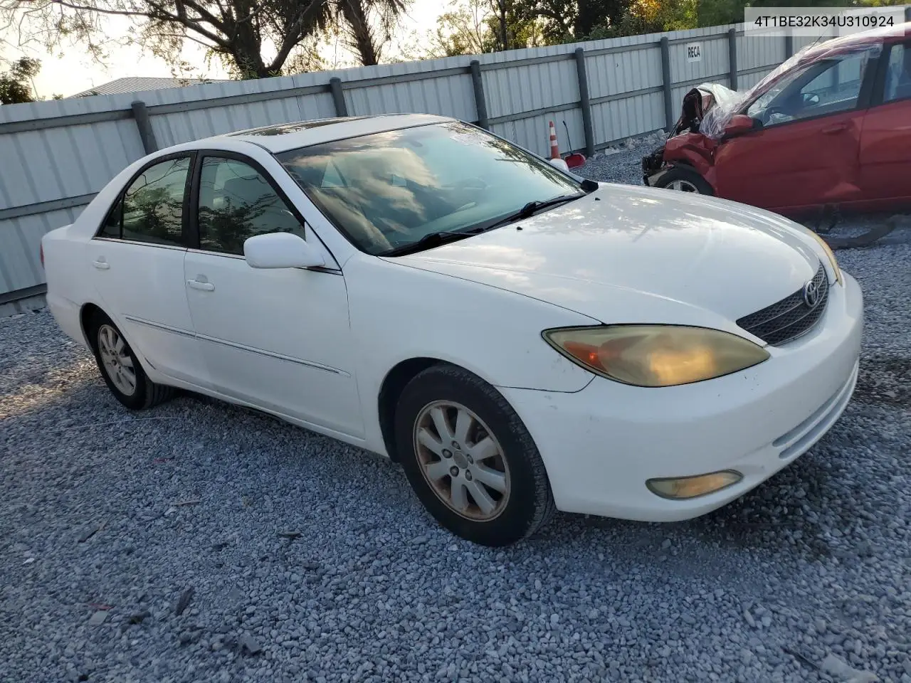 4T1BE32K34U310924 2004 Toyota Camry Le