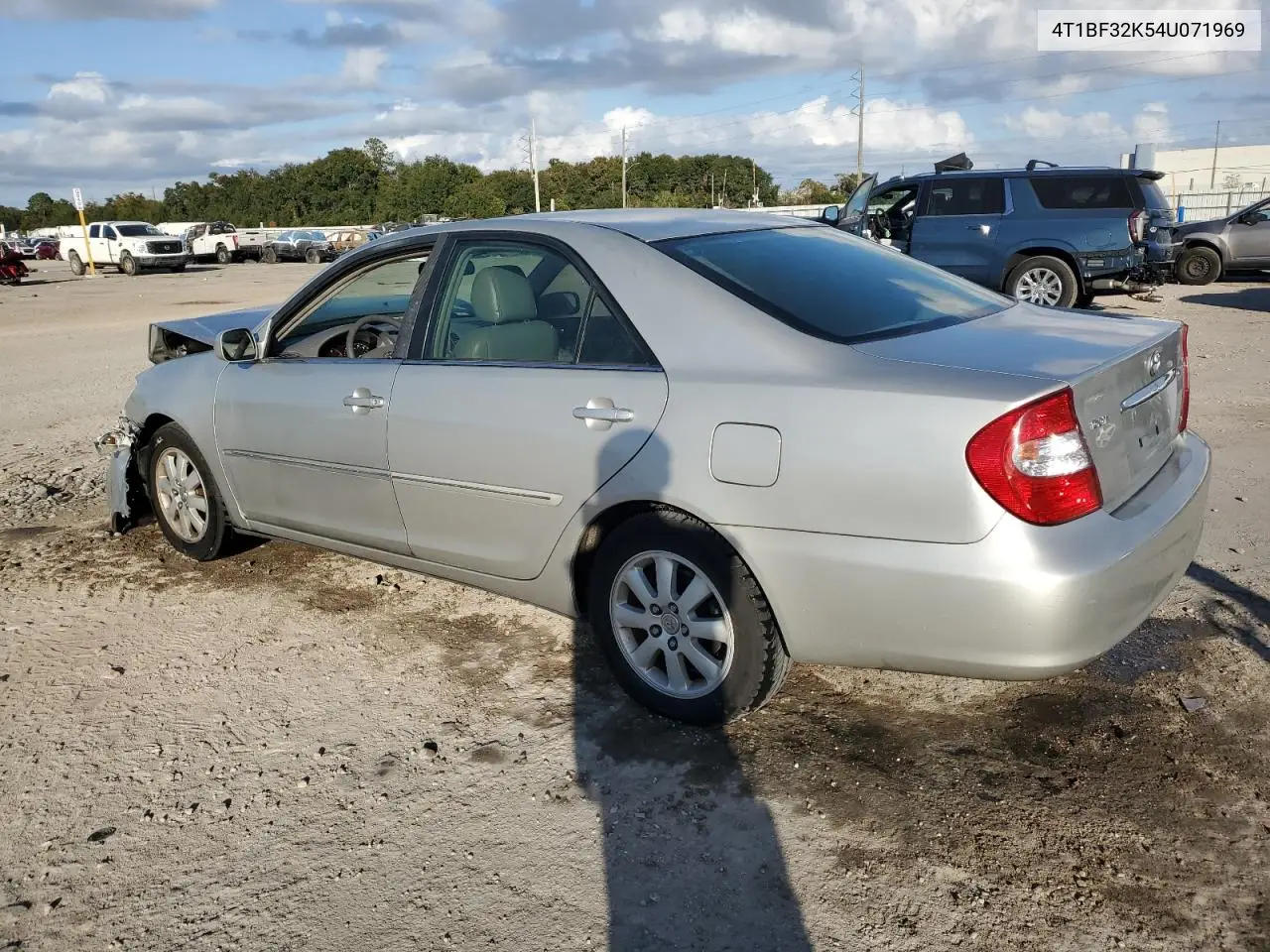 4T1BF32K54U071969 2004 Toyota Camry Le