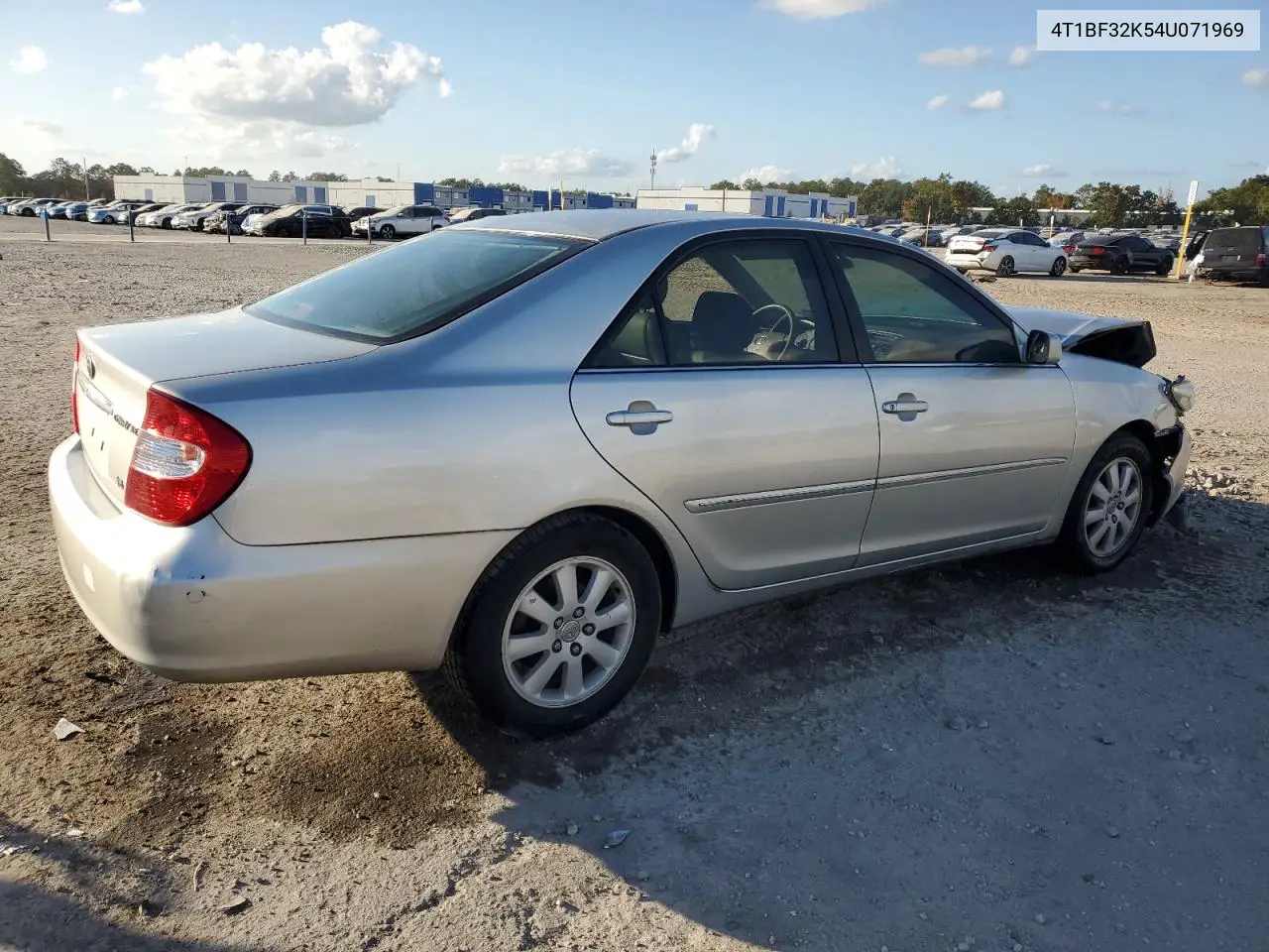 4T1BF32K54U071969 2004 Toyota Camry Le
