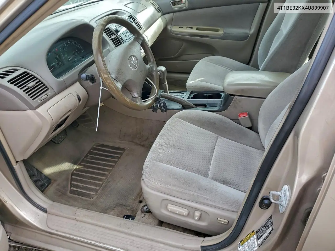 4T1BE32KX4U899907 2004 Toyota Camry Le