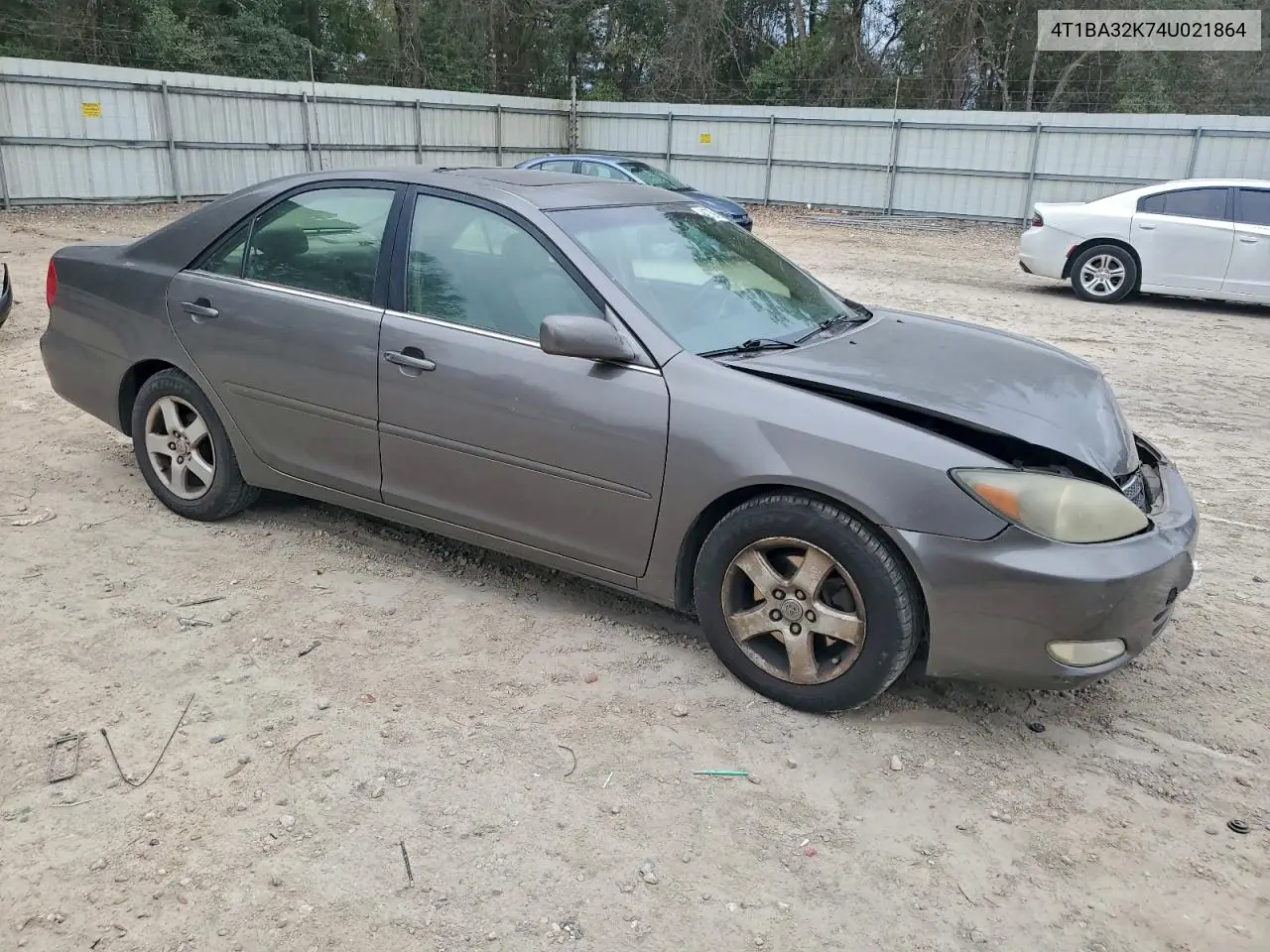 4T1BA32K74U021864 2004 Toyota Camry Se