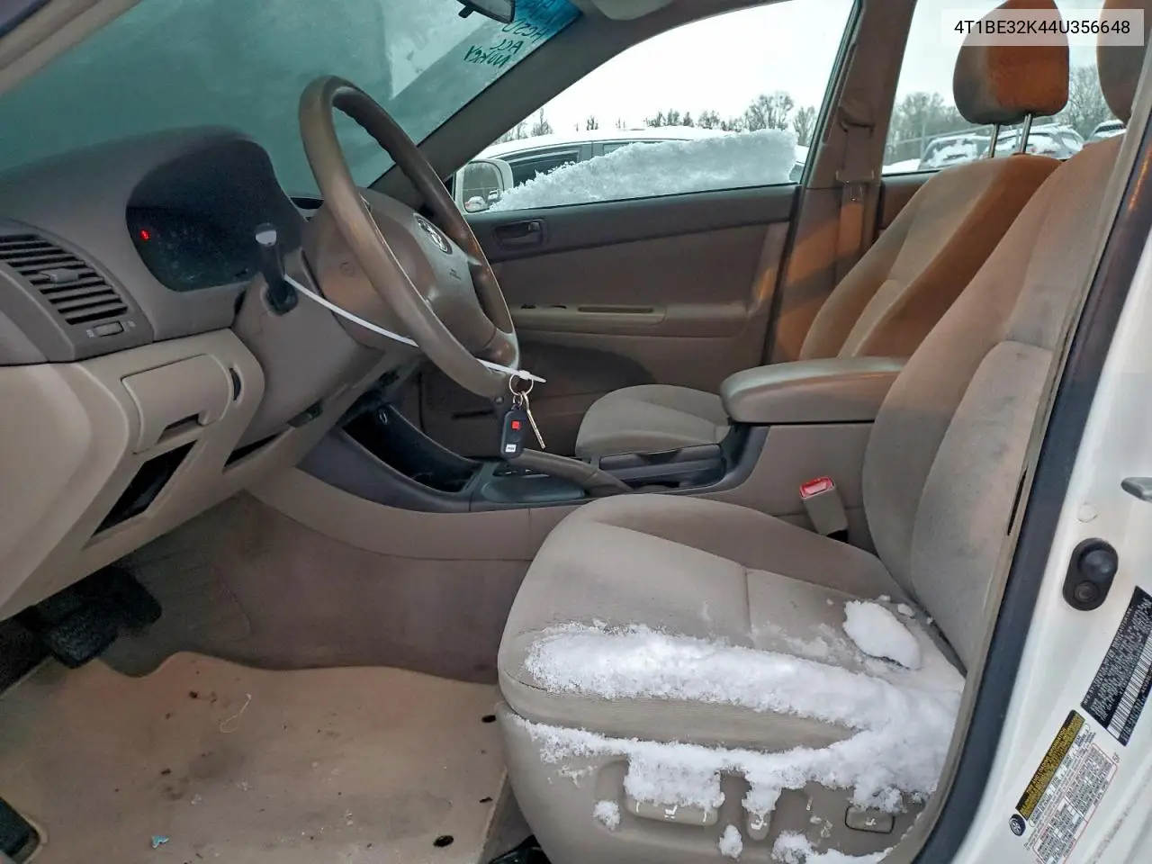 4T1BE32K44U356648 2004 Toyota Camry Le