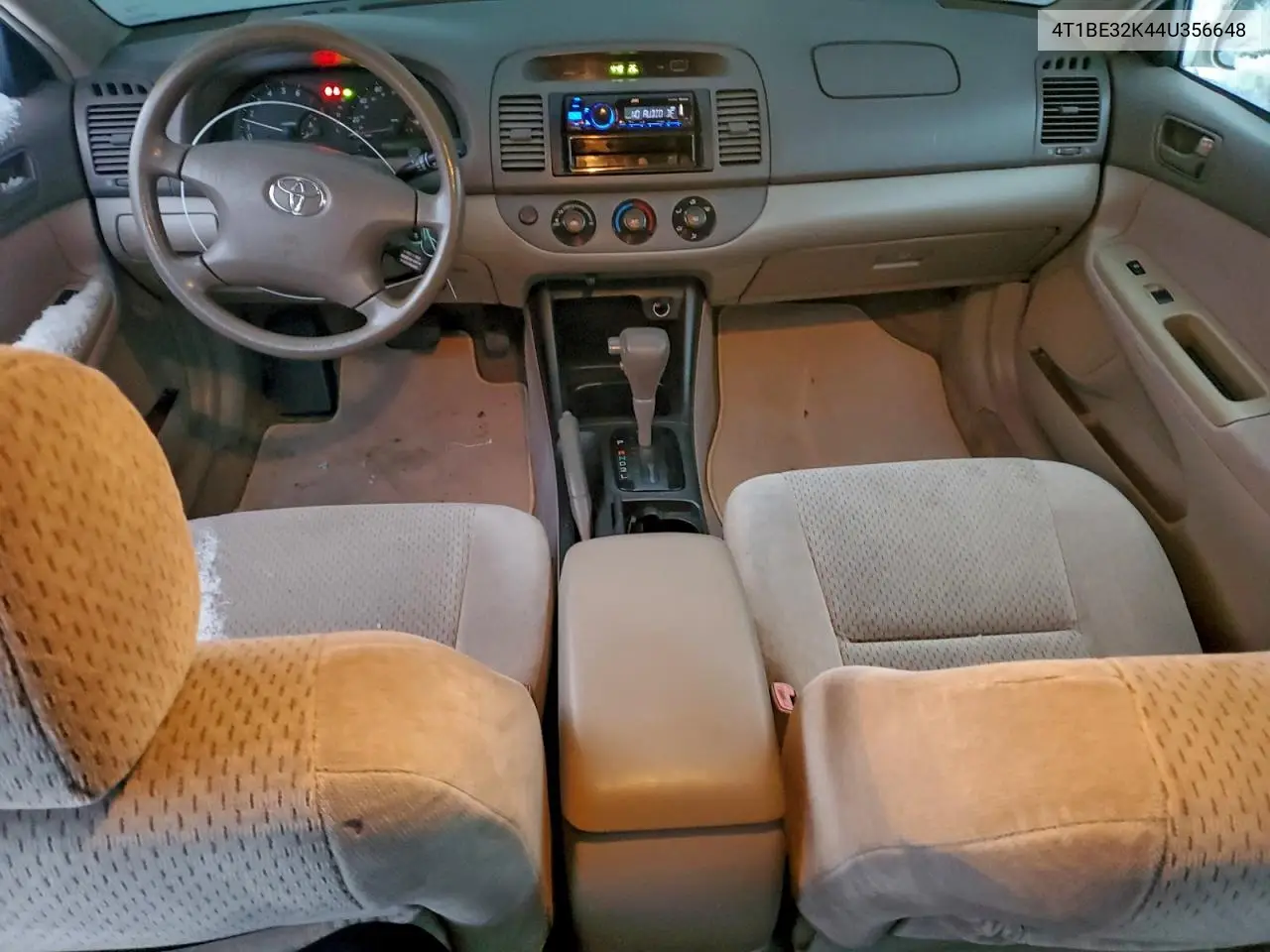 4T1BE32K44U356648 2004 Toyota Camry Le