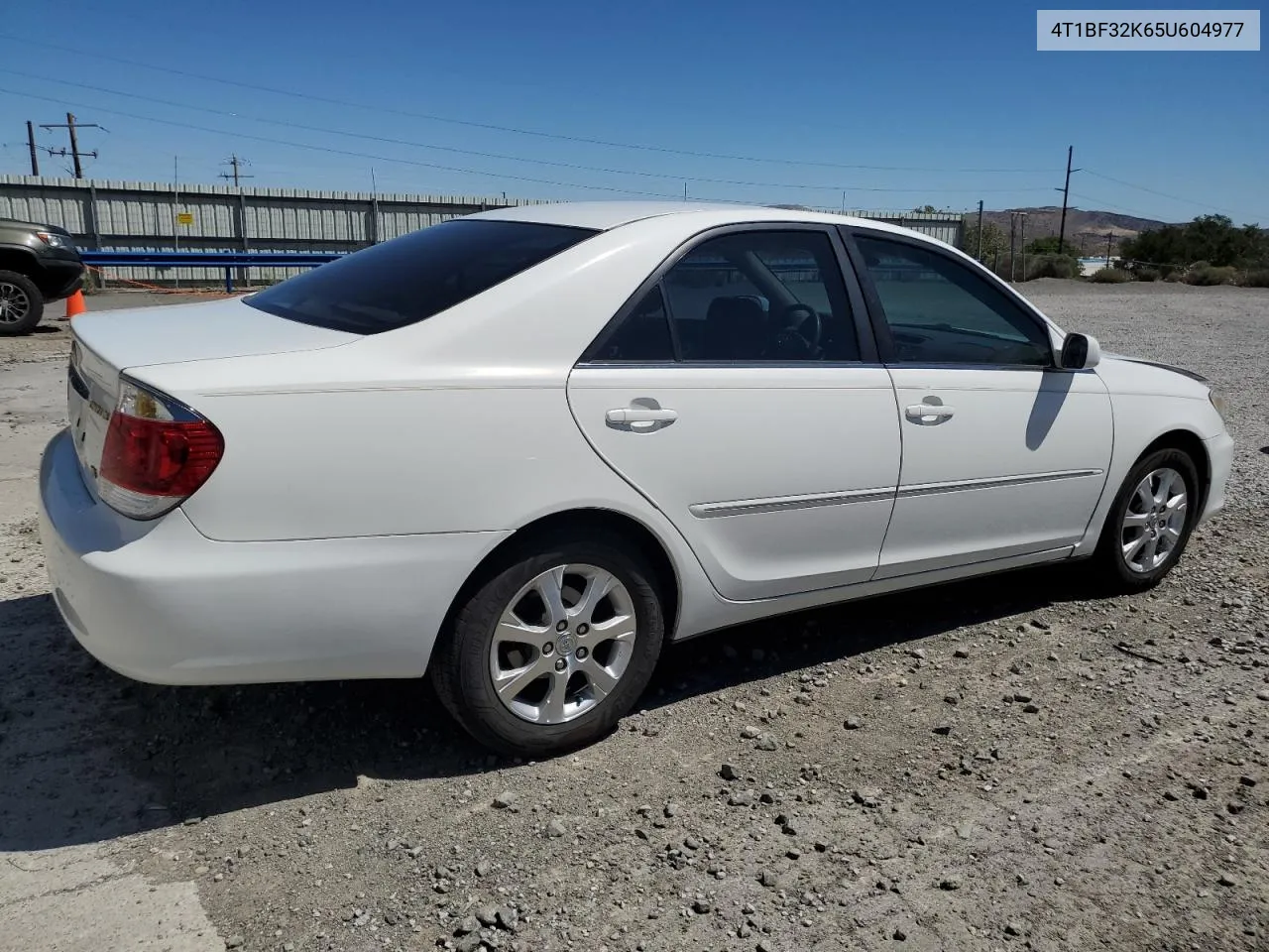 4T1BF32K65U604977 2005 Toyota Camry Le