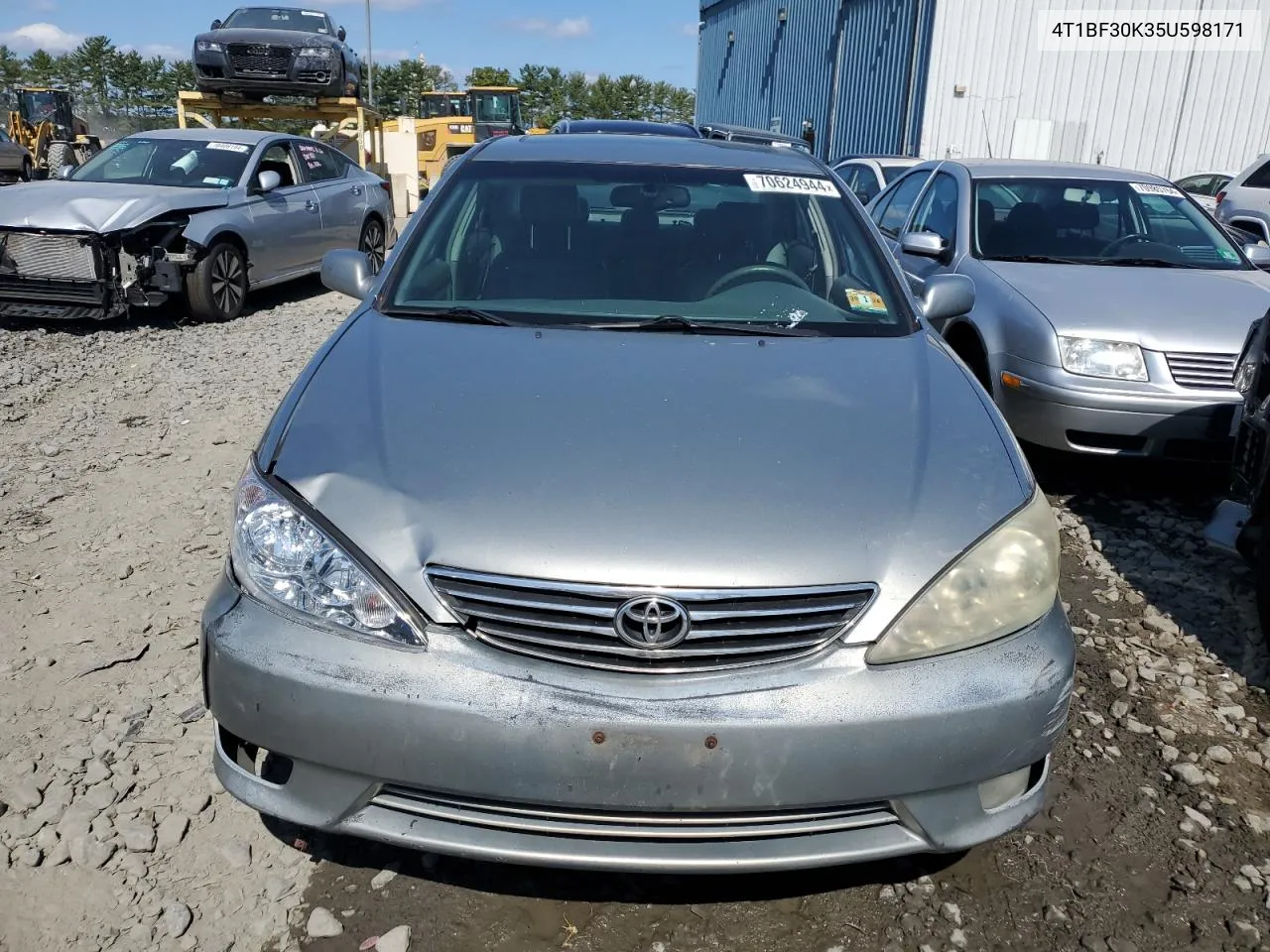 4T1BF30K35U598171 2005 Toyota Camry Le