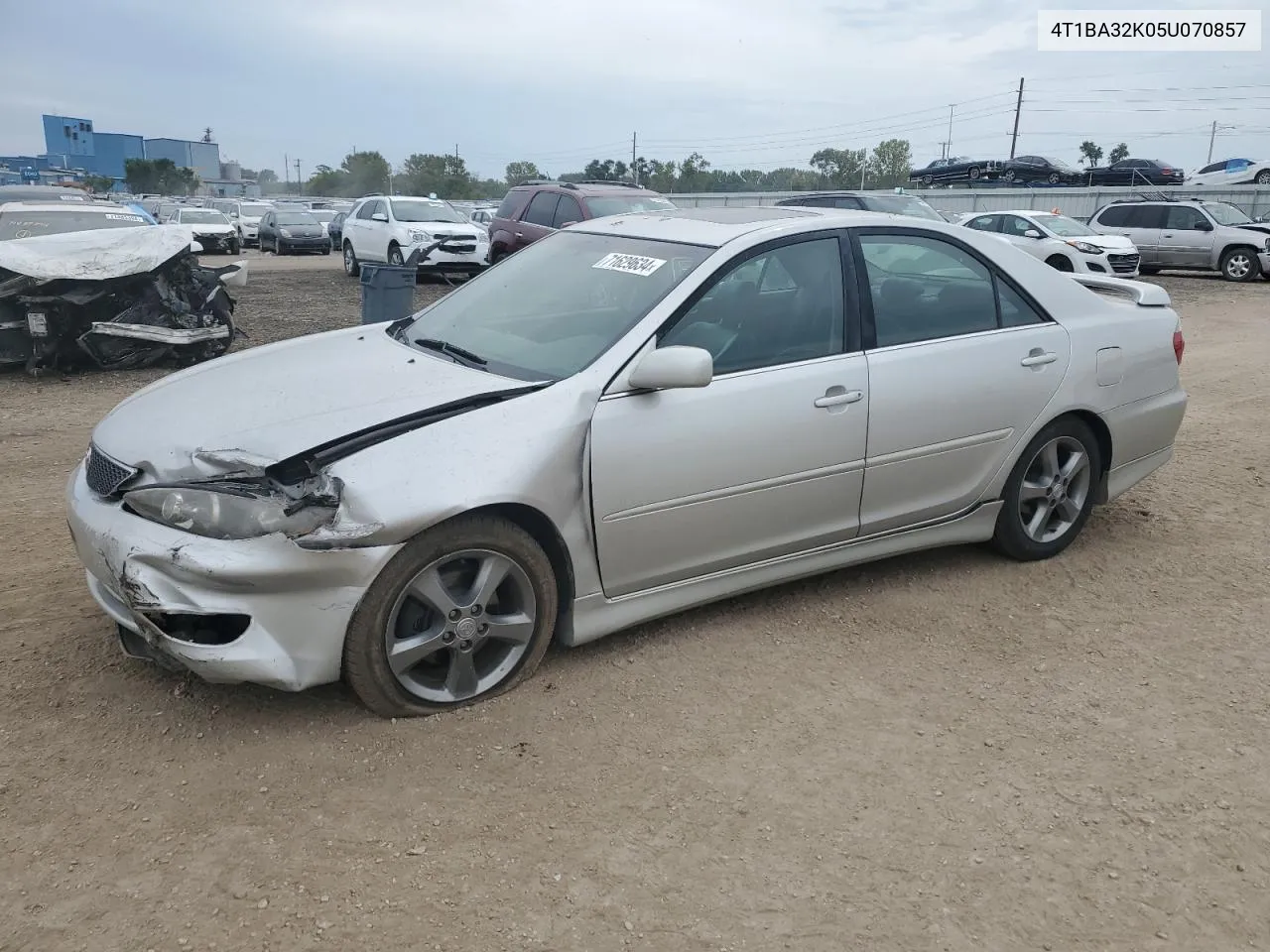 4T1BA32K05U070857 2005 Toyota Camry Se