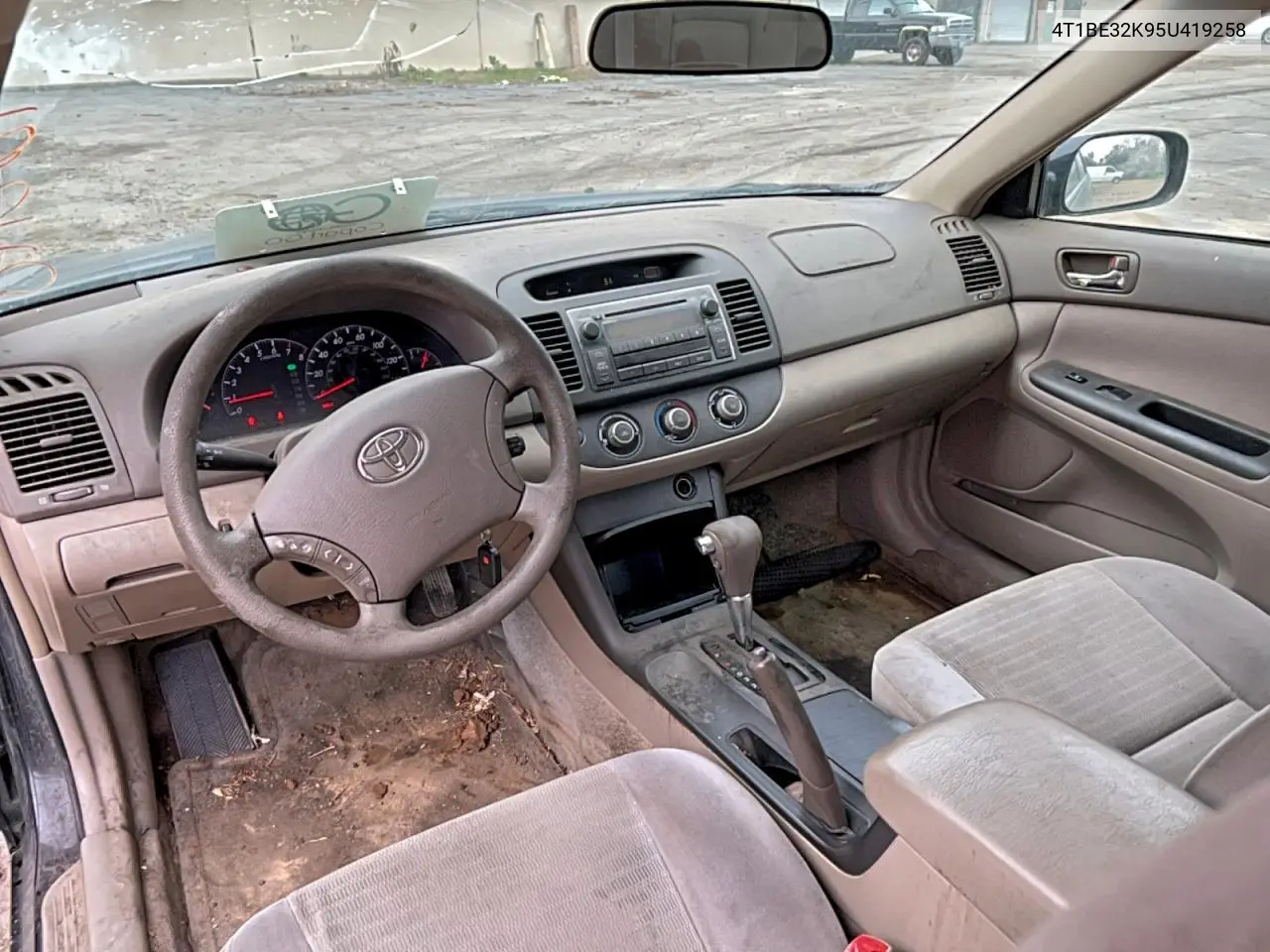 4T1BE32K95U419258 2005 Toyota Camry Le