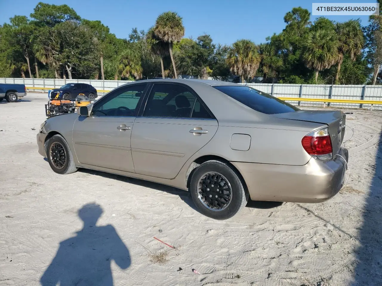 4T1BE32K45U063060 2005 Toyota Camry Le