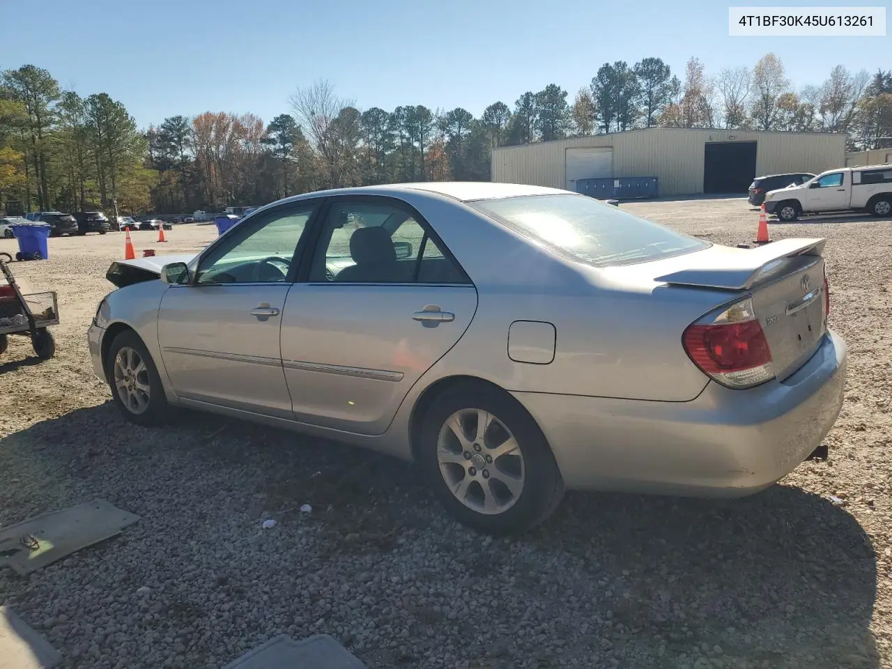 4T1BF30K45U613261 2005 Toyota Camry Le