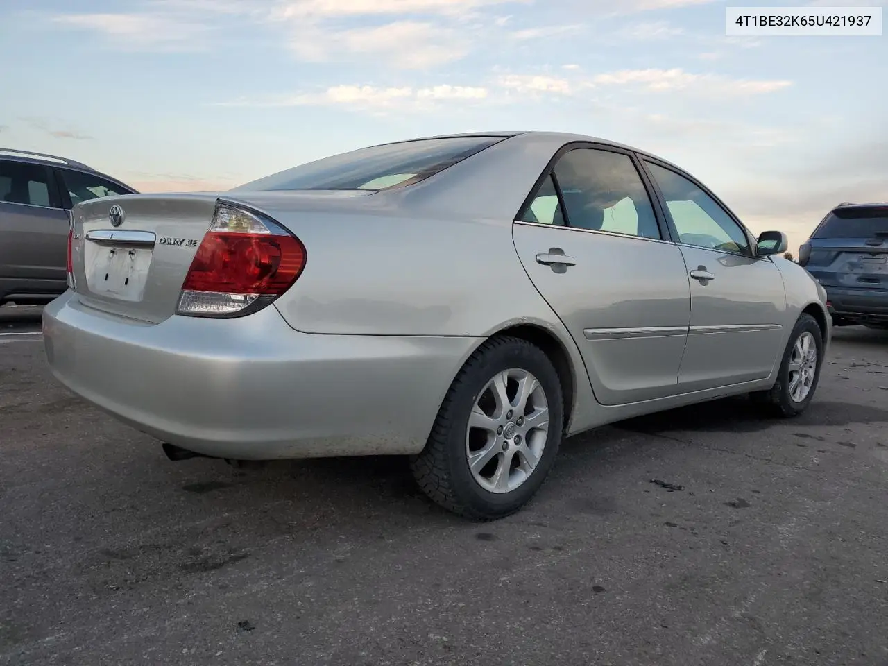 4T1BE32K65U421937 2005 Toyota Camry Le