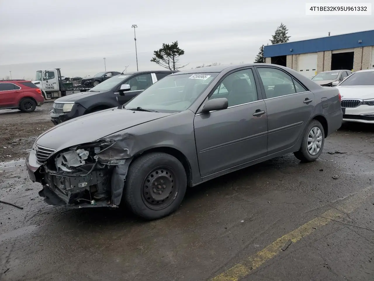 4T1BE32K95U961332 2005 Toyota Camry Le
