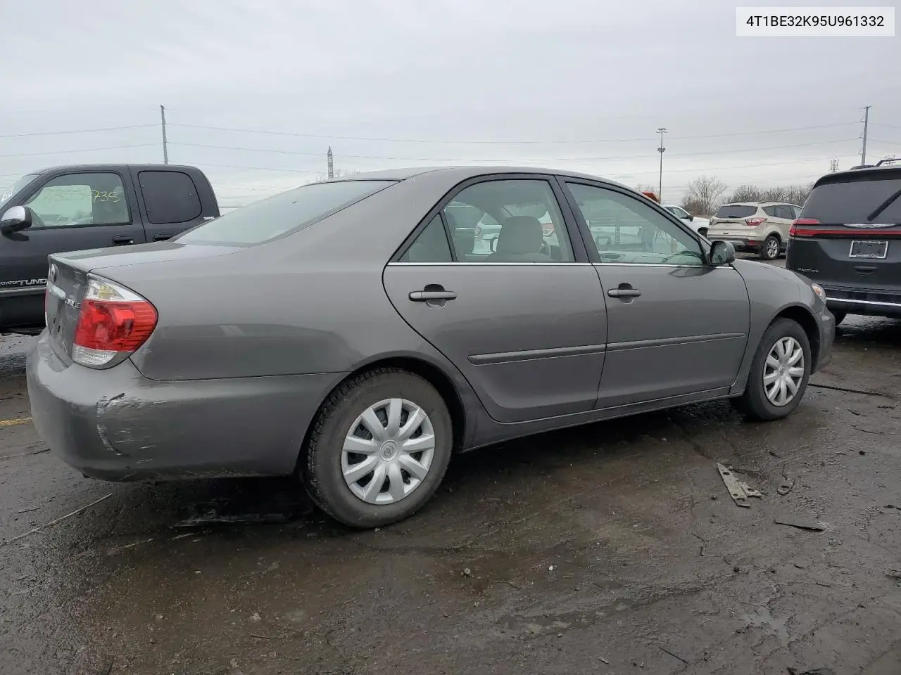 4T1BE32K95U961332 2005 Toyota Camry Le