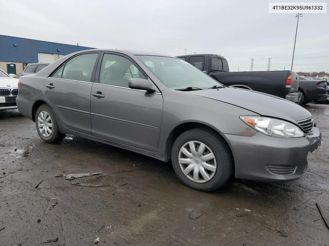 4T1BE32K95U961332 2005 Toyota Camry Le