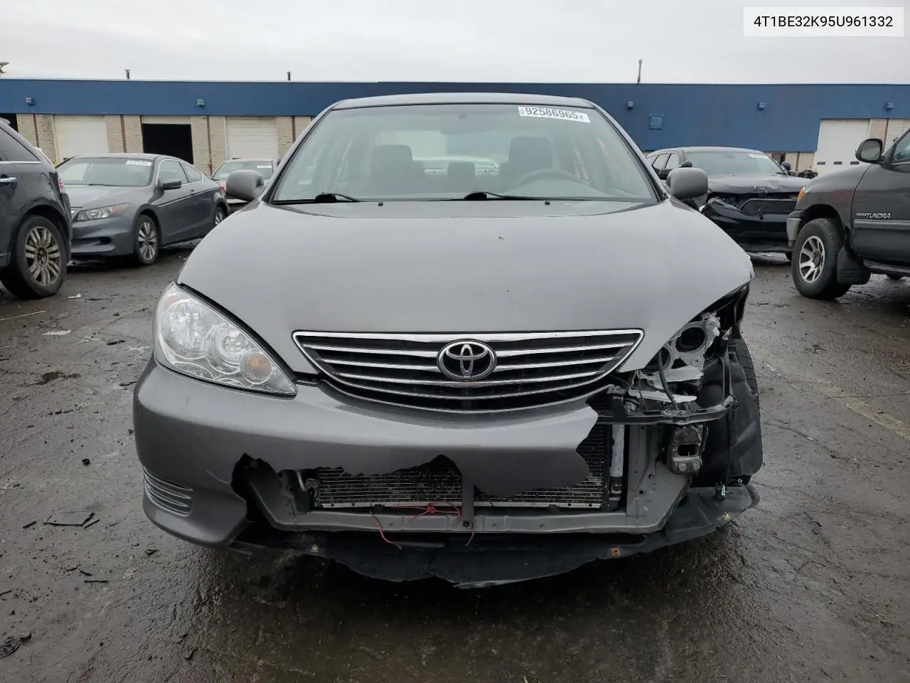 4T1BE32K95U961332 2005 Toyota Camry Le