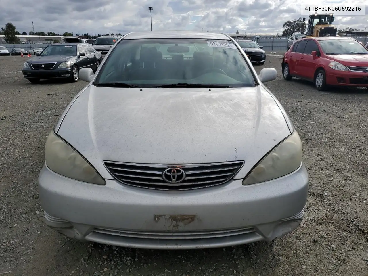4T1BF30K05U592215 2005 Toyota Camry Le