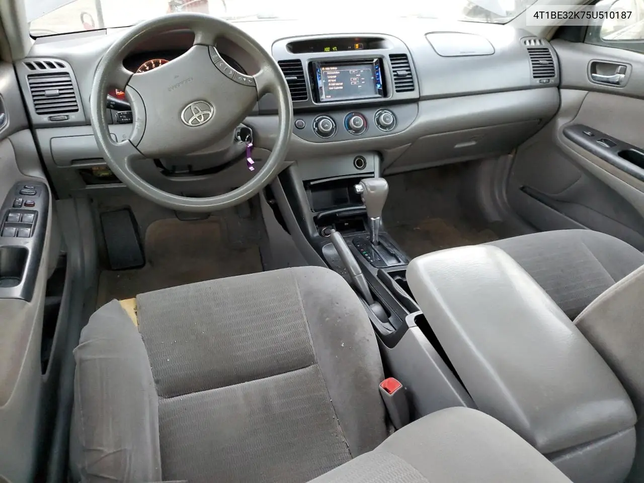 4T1BE32K75U510187 2005 Toyota Camry Le