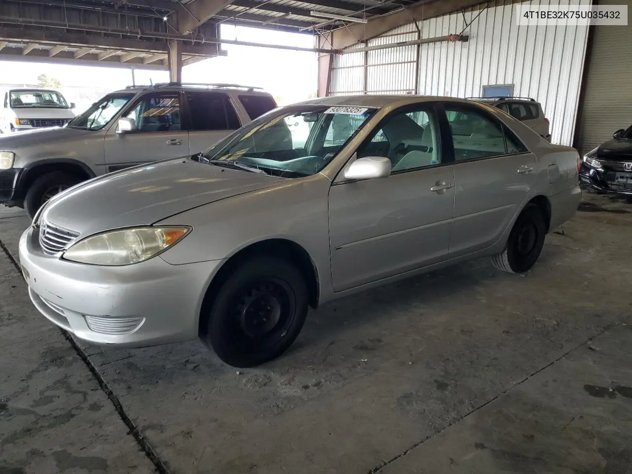 4T1BE32K75U035432 2005 Toyota Camry Le