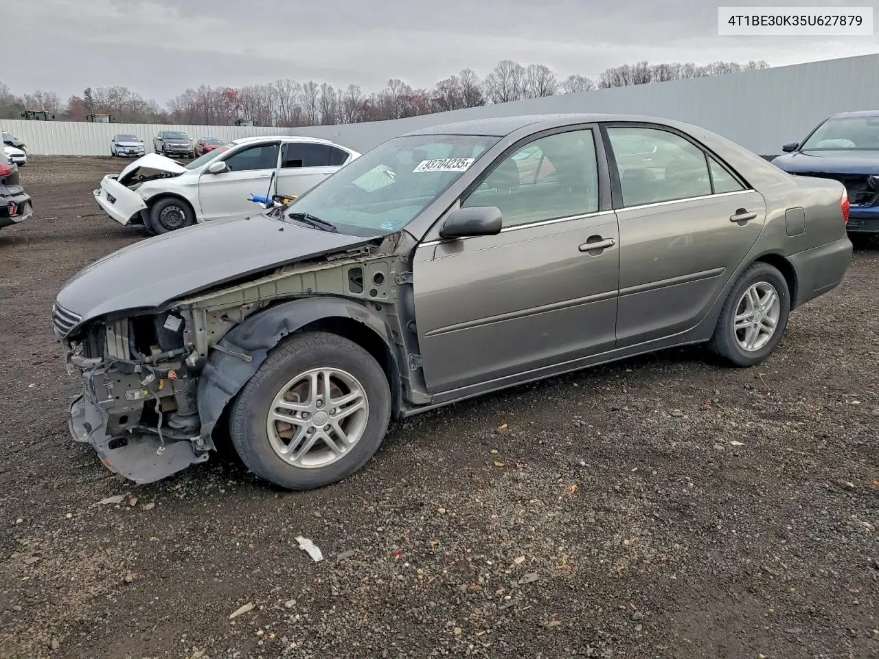 4T1BE30K35U627879 2005 Toyota Camry Le