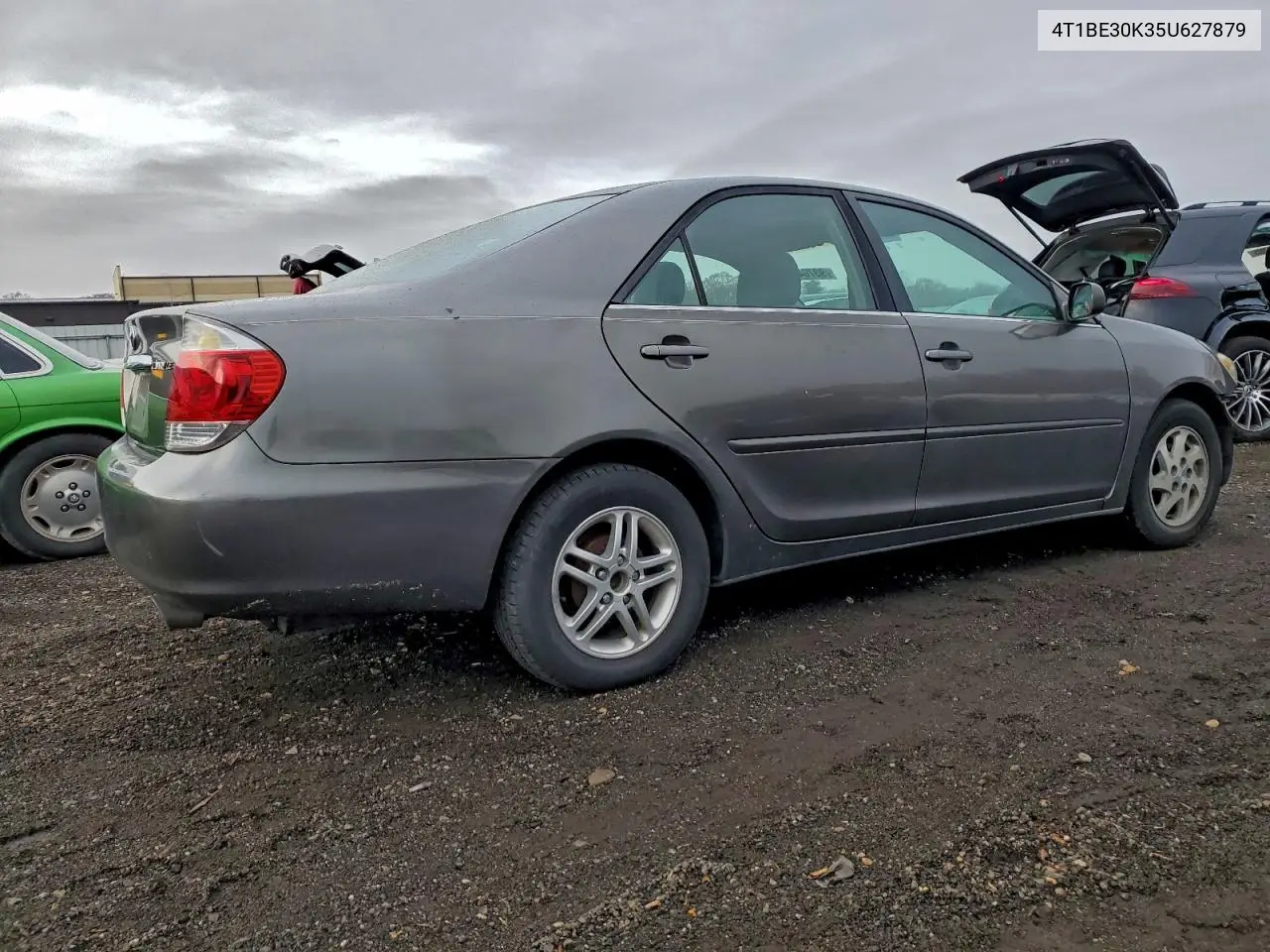 4T1BE30K35U627879 2005 Toyota Camry Le