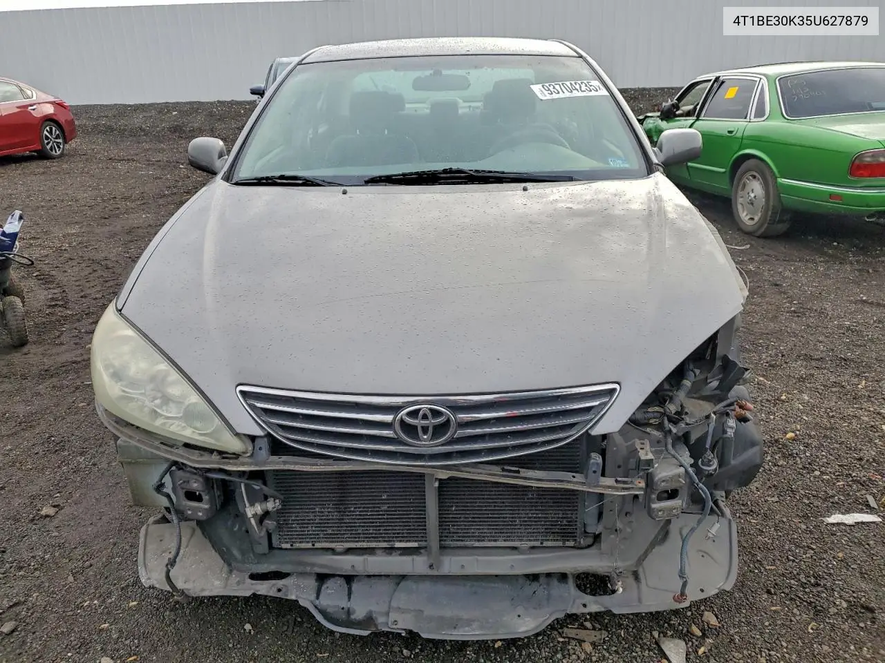4T1BE30K35U627879 2005 Toyota Camry Le