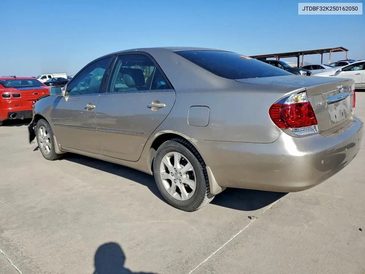 JTDBF32K250162050 2005 Toyota Camry Le
