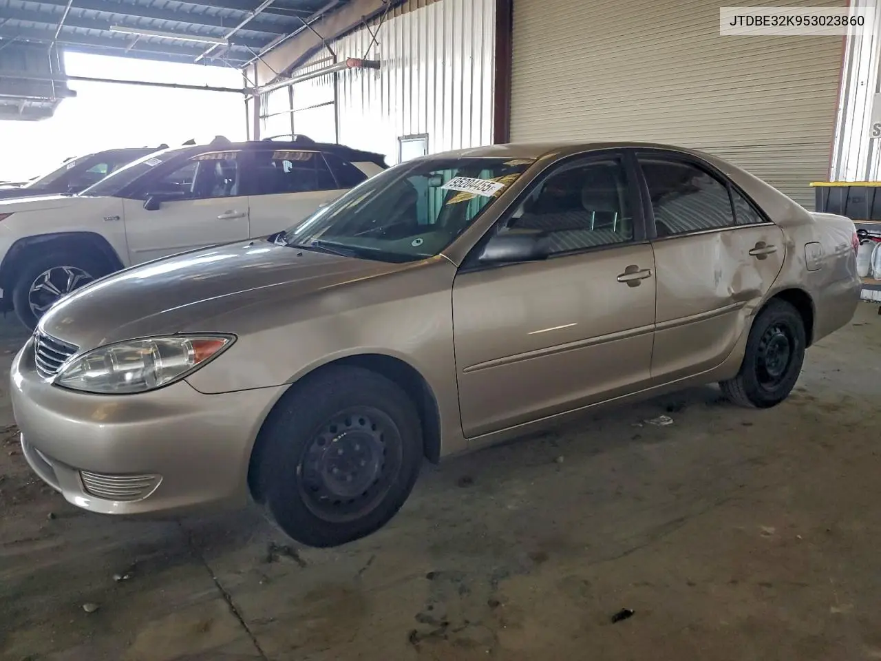 JTDBE32K953023860 2005 Toyota Camry Le
