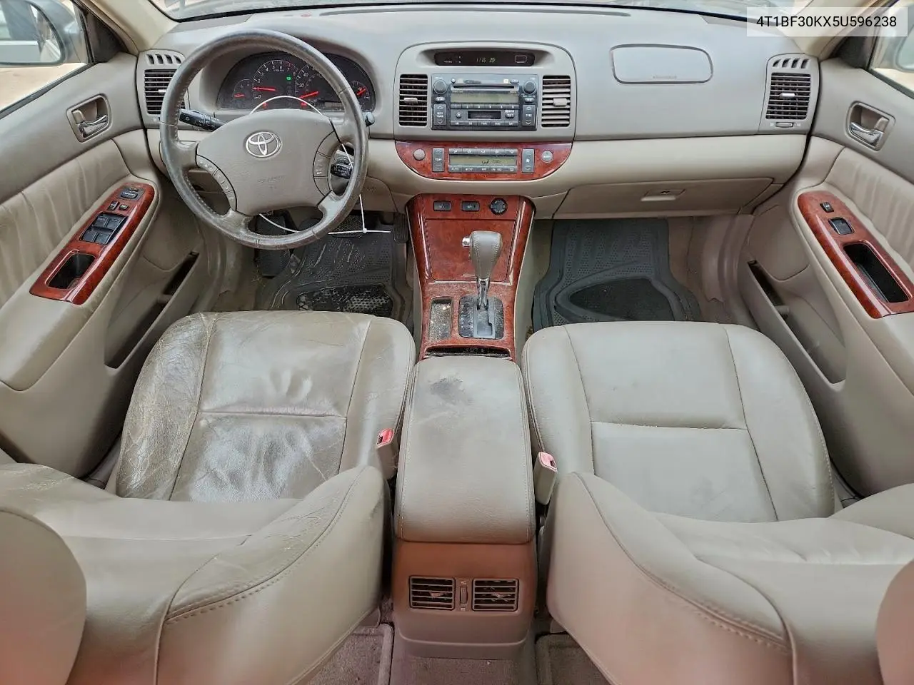 4T1BF30KX5U596238 2005 Toyota Camry Le