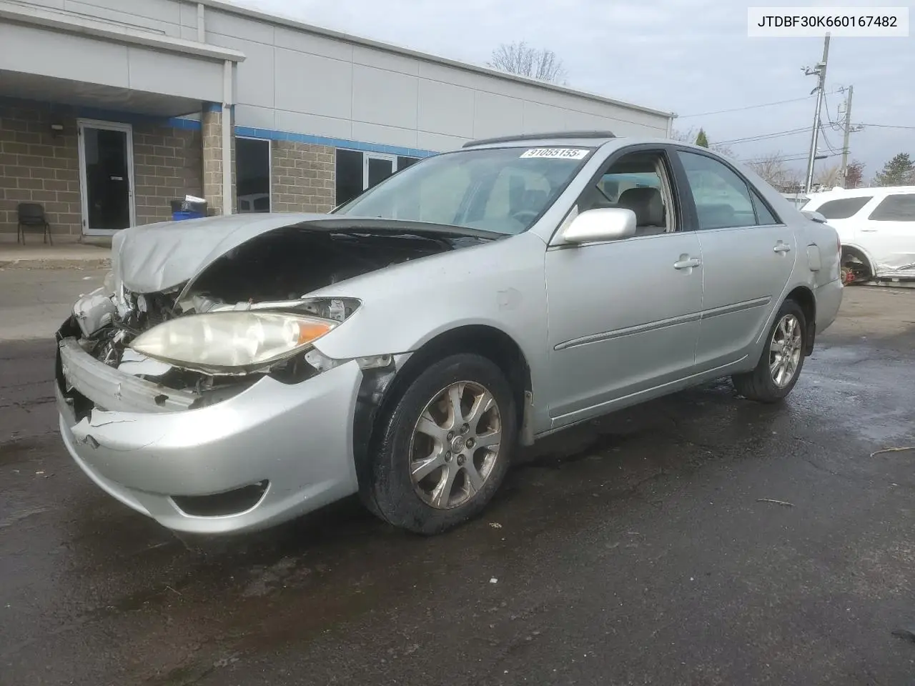 JTDBF30K660167482 2006 Toyota Camry Le