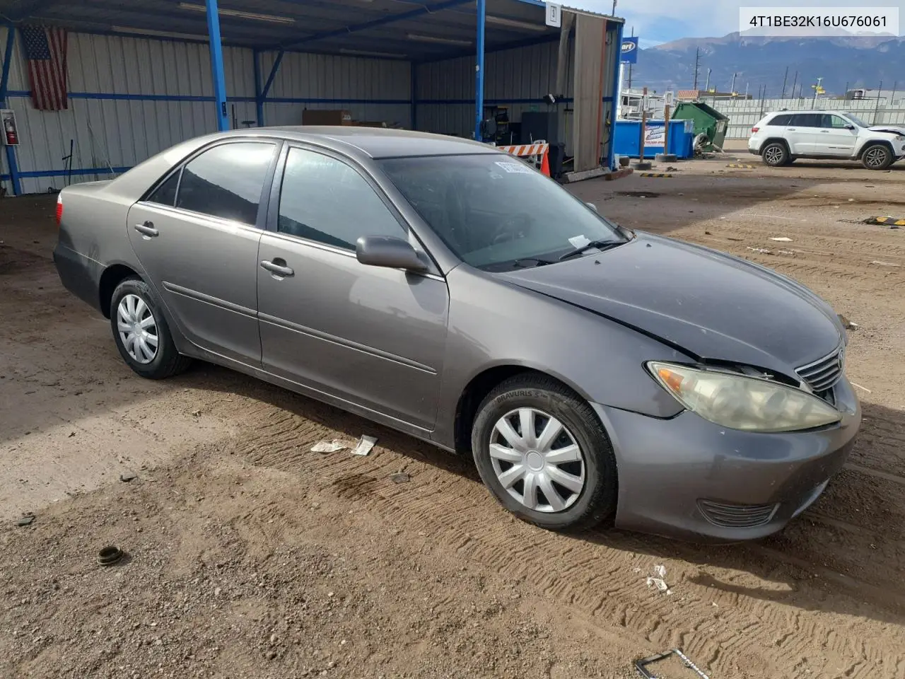 4T1BE32K16U676061 2006 Toyota Camry Le