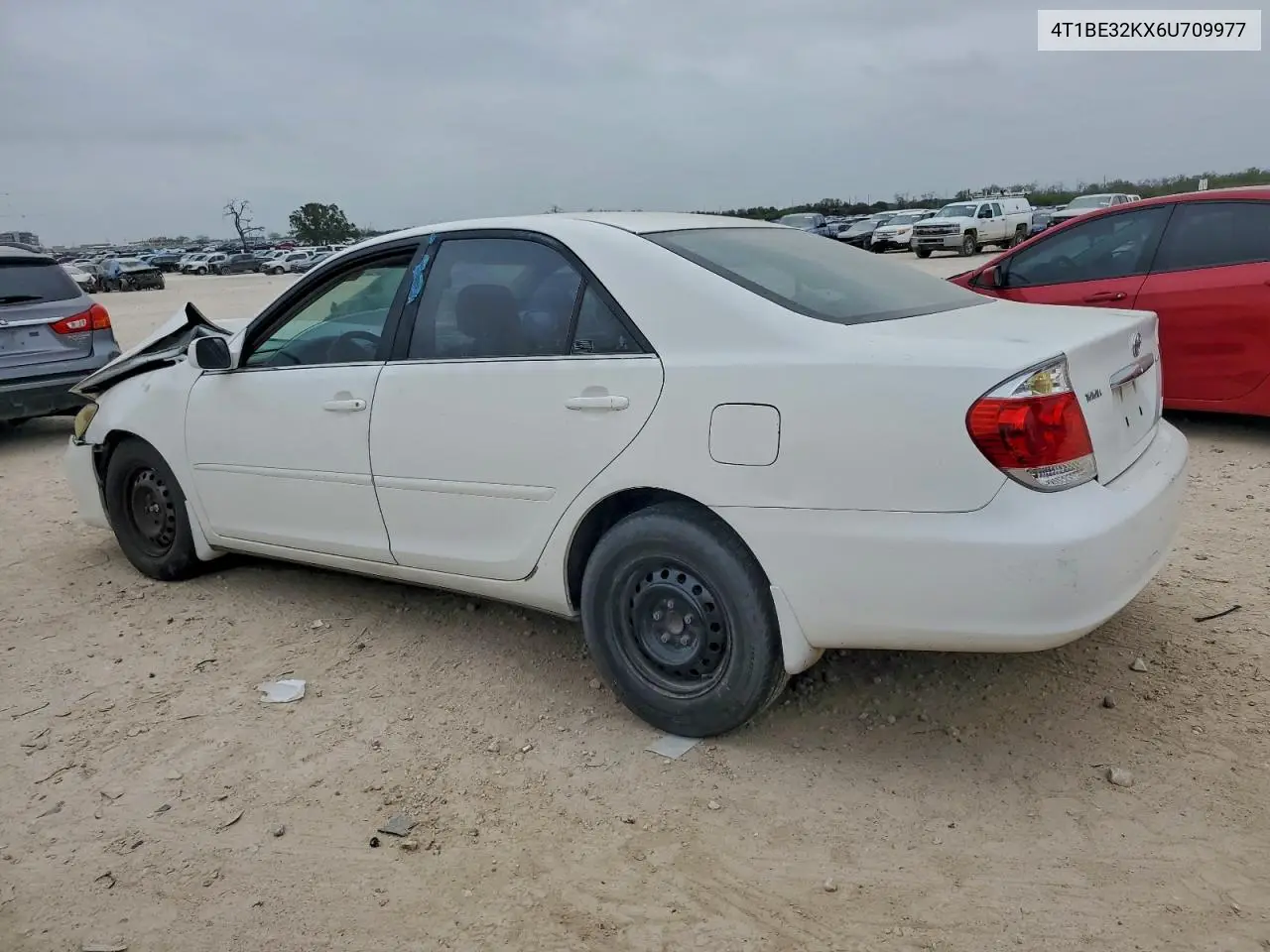 4T1BE32KX6U709977 2006 Toyota Camry Le